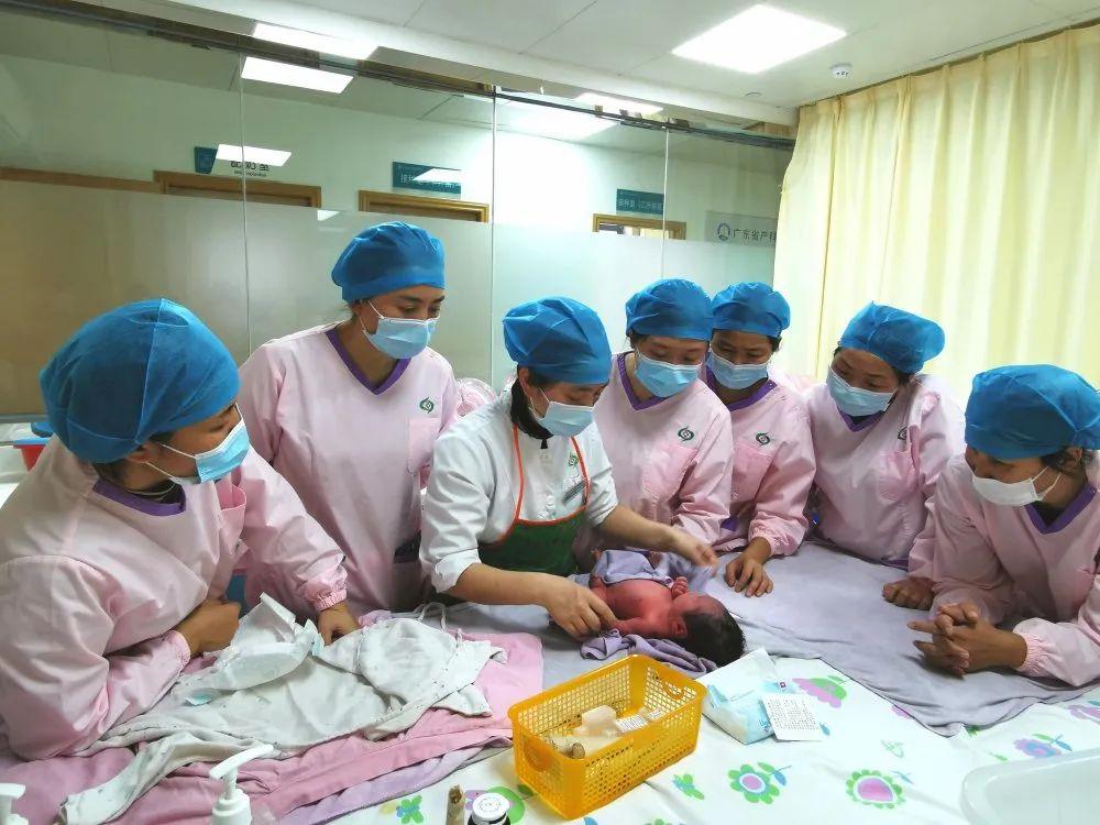 温州妇婴监护型护送